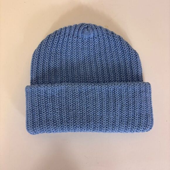 Love Your Melon x Minnesota Twins Baseball Light Blue Winter Beanie - Picture 2 of 3